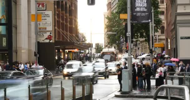 Sydney Australia establishing shot city street traffic and people time lapse — Stock Video