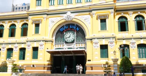 Saigon centraal postkantoor — Stockvideo
