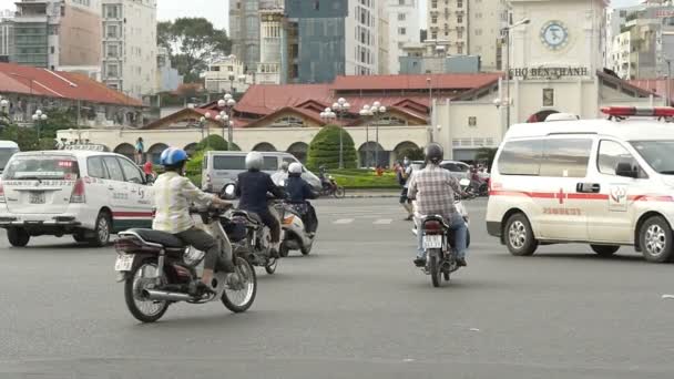 Los vietnamitas en las calles — Vídeo de stock