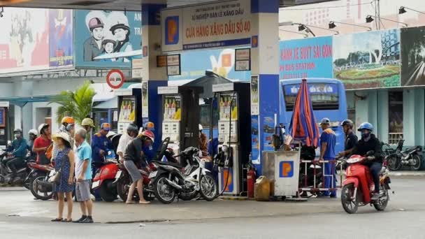 Los vietnamitas en las calles — Vídeos de Stock