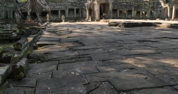 Prastaré zříceniny budovy Kambodže Angkor Wat chrám Preah Khan — Stock video