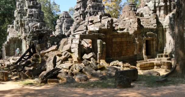 Камбоджа Храм Ангкор Ват Древний разрушенный комплекс Та Сом — стоковое видео