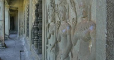 Baş kabartma taş oyma Angkor Wat Kamboçya antik Khmer uygarlığı