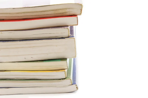 izole kitap yığını