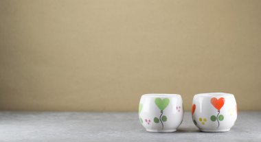 küçük su bardağı.