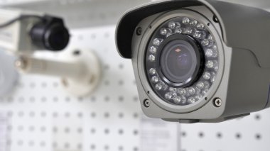 İkinci kamera arka plan üzerinde güvenlik kamerası