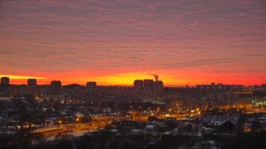 Şehri, akşam gökyüzü günbatımı