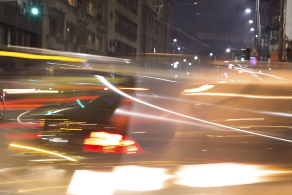 Luzes de trânsito nocturno — Fotografia de Stock