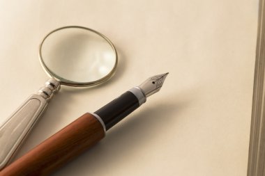 Dolma kalem ve Büyüteç camı 