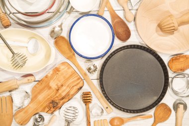 Çeşitli mutfak malzemesi