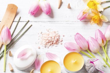 Mumlar, Lale, sabun ve tütsü sopa