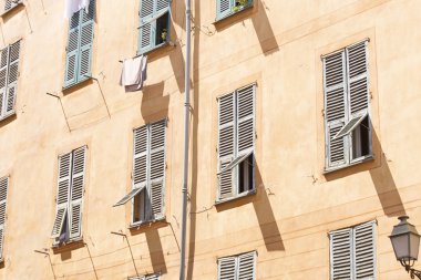 Nice oteli eski bir binanın dış cephe