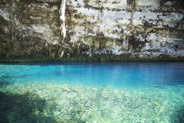 Melissani Gölü Kefalonia
