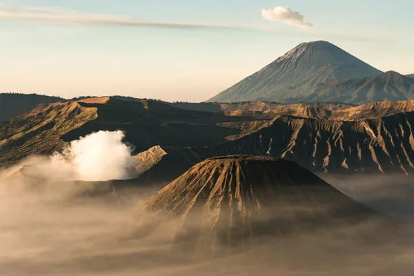 Bromo Mountain. Vulcano in Indonesia — Foto Stock