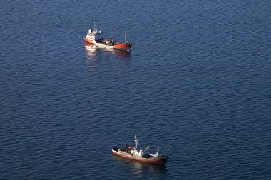 iki gemi deniz. 