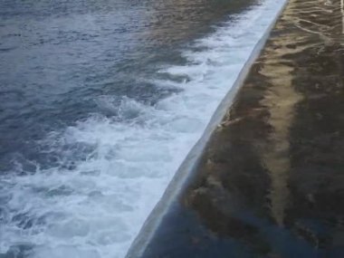 Terek Irmağı üzerinde yapay eşik.