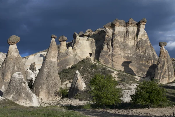 Egyedülálló természeti forma-ból Cappadocia. — Stock Fotó