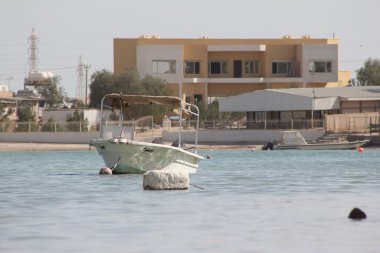 Bir tekne deniz taşıtları float veya uçak için tasarlanmış herhangi bir boyutta olduğunu,