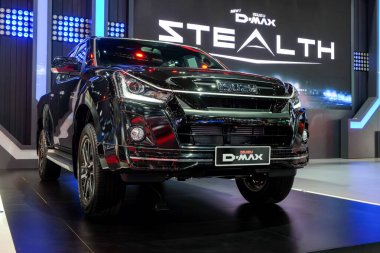 Non thaburi-Tayland 28 NOV 2018: ISUZU D-MAX STEALTH 28 NOV üzerinde The 35. Tayland Uluslararası Motor Fuarı 2018 - 10 DEC 2018 IMPACT Challenger Muang Thong Thani