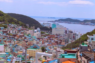 Busan Gelenek Şehri Kore 'de güzel bir şehirdir.