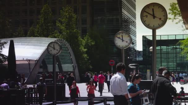 London Ngiltere 2019 Dolaylarında Insanlar Işleriyle Meşgul Canary Wharf Londra — Stok video