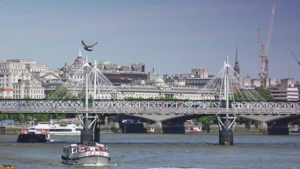 Londra Regno Unito Circa 2019 Hungerford Bridge Golden Jubilee Bridges — Video Stock