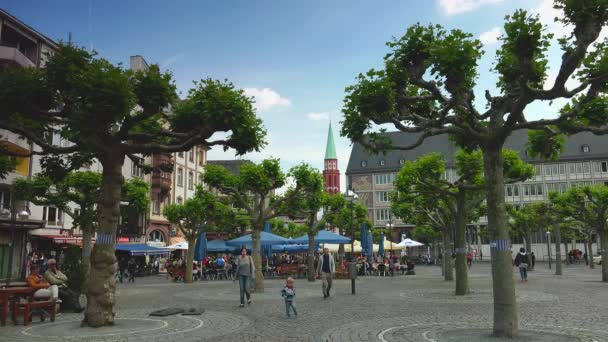 Frankfurt Duitsland Circa 2019 Mensen Toeristen Lopen Naar Paulsplein Paulsplatz — Stockvideo