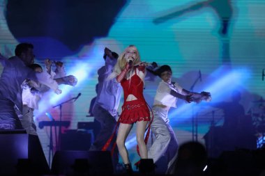 30-08-2023 İstanbul Türkiye: Gne konserde canlı performans sergiliyor