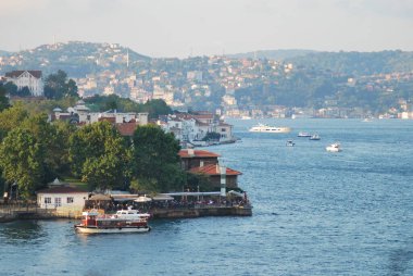 İstanbul, Türkiye - 11 Temmuz, 2017: Boğaz ve İstanbul 'un panoramik manzarası, İstanbul