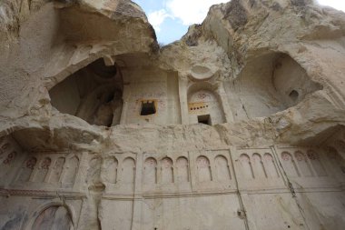 Kapadokya 'daki mağara, hindi