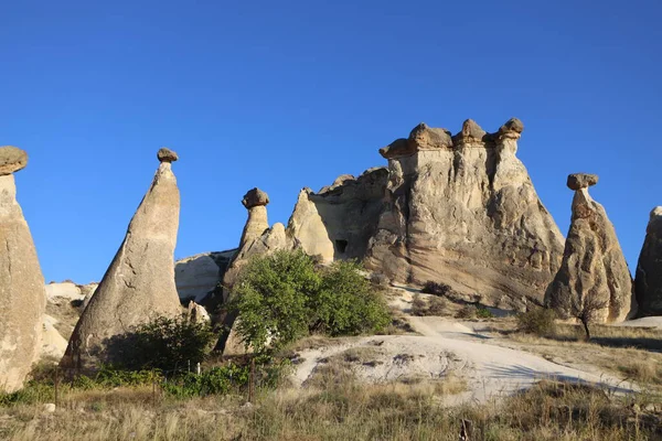 Kapadokya manzarası çok güzel, hindi