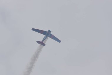 Kırmızı boğa uçağı