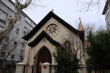 Eski kasabadaki kilise.