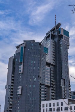 Gdynia, Polonya, 1 Ocak 2026 Gdynia 'daki Deniz Kuleleri gökdelenin modern mimarisi.,