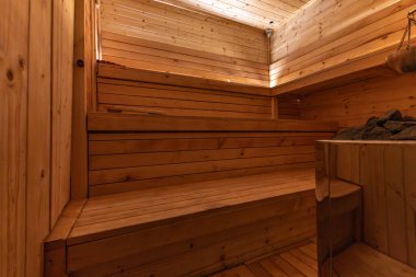 Boş, boş, ısıtmalı sauna Himalaya tuğla duvarı, saunada ahşap duvarlar, Finlandiya saunası, Himalaya tuzu yorucu spor eğitiminden sonra iyileşme.