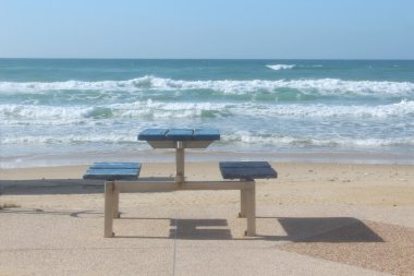 Sahilde açık büfe