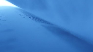 Geceleri İncil okuma