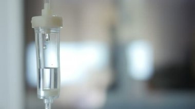 A doktor bakar Counter bırak