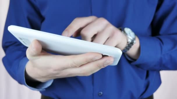 Businessman Using Tablet — Stock Video