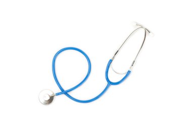 Steteskop beyaz arka planda izole edilmiş. Tıbbi alet. Tıbbi konsept. Sağlık hizmetleri. Sağlık Günü. Doktor ekipmanı. Kardiyoloji. Kalp hastalığı. Akciğer teşhisi. Solunum iltihabı teşhisi.