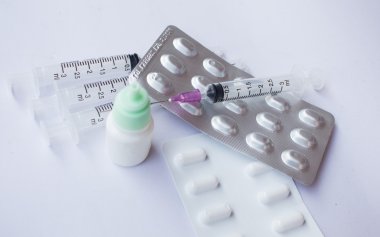 İğne ve şırınga