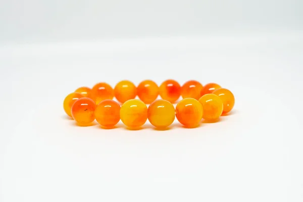 Żółty, pomarańczowy bransoletka koraliki — Zdjęcie stockowe