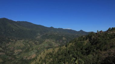 Enrekang Endonezya 'nın yol kenarındaki panorama fotoğrafı..