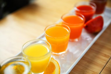 içki çöl sağlıklı beslenme arka plan için taze meyve suyu