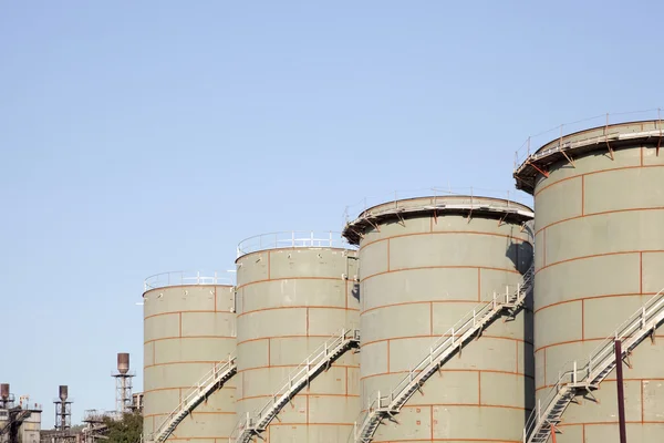 Indústria de refinaria de petróleo para fundo de fábrica — Fotografia de Stock