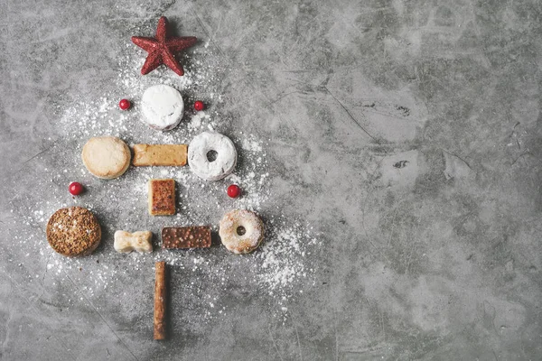 Nougats Mantecados Polvorones Com Decoração Natal Sortimento Doces Natal Típicos — Fotografia de Stock