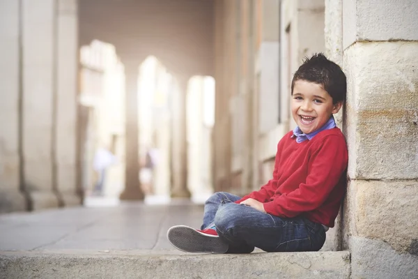 Criança sorridente feliz — Fotografia de Stock