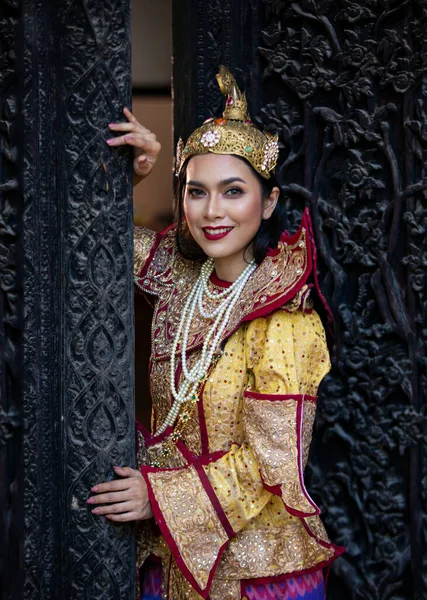미얀마나 미얀마의 의상을 미얀마의 아름다운 — 스톡 사진