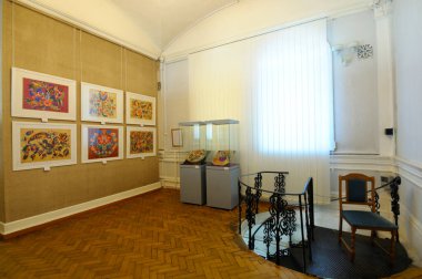 Ulusal Dekoratif Sanatlar Müzesi 'nin sergi salonu. 23 Temmuz 2021. Kyiv, Ukrayna