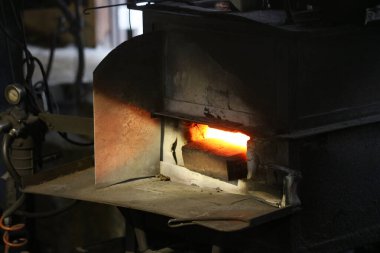 Fırında ısıtma malzemeleri.